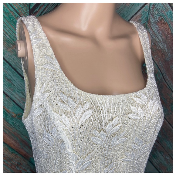 Vintage Jessica Howard Lace & Gold Sequin Informal Wedding Gown - Picture 5 of 6